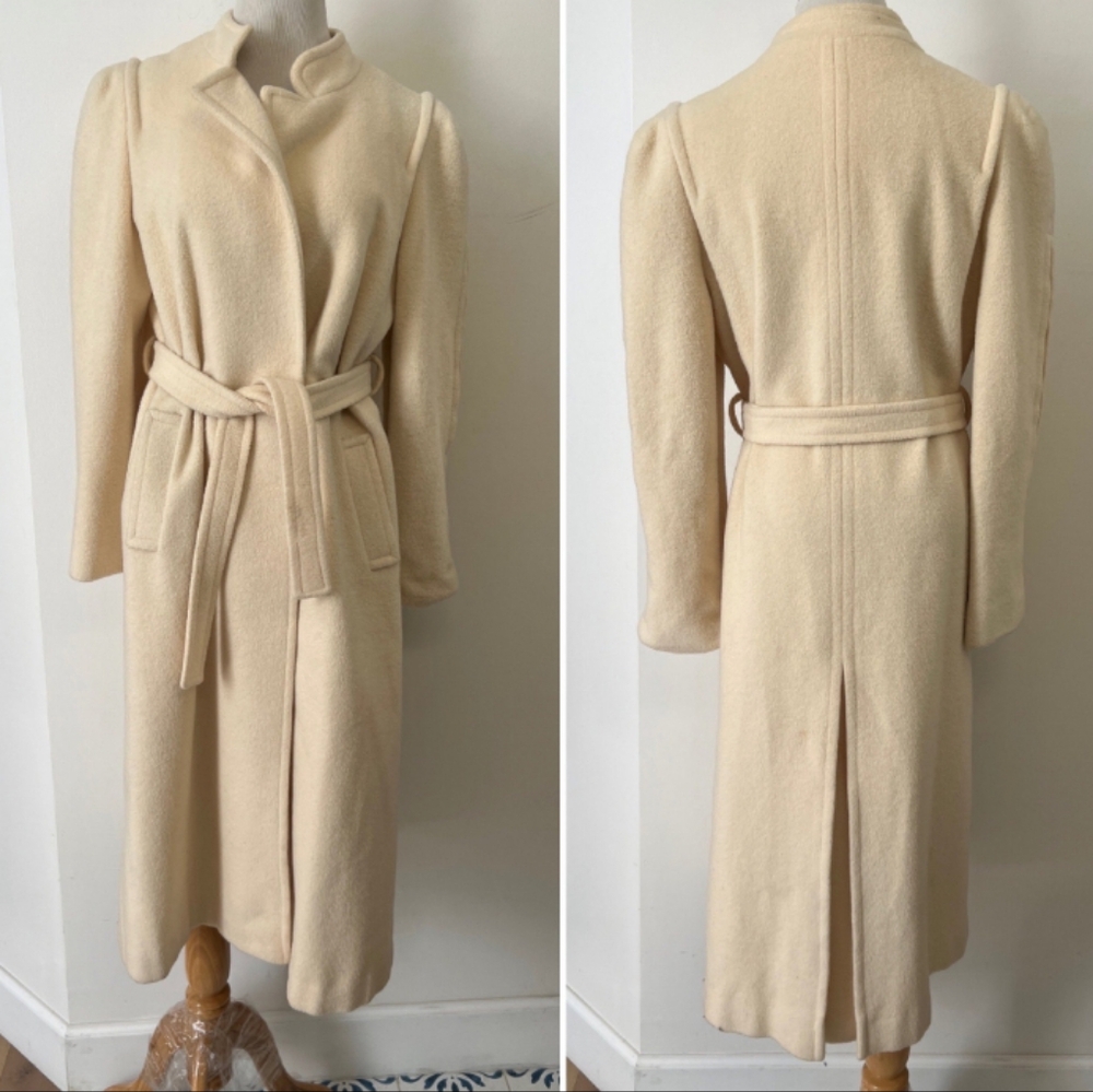 Cream wool vintage winter coat